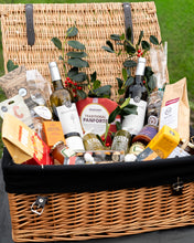 Load image into Gallery viewer, Ten Acres Luxury Wicker Hamper